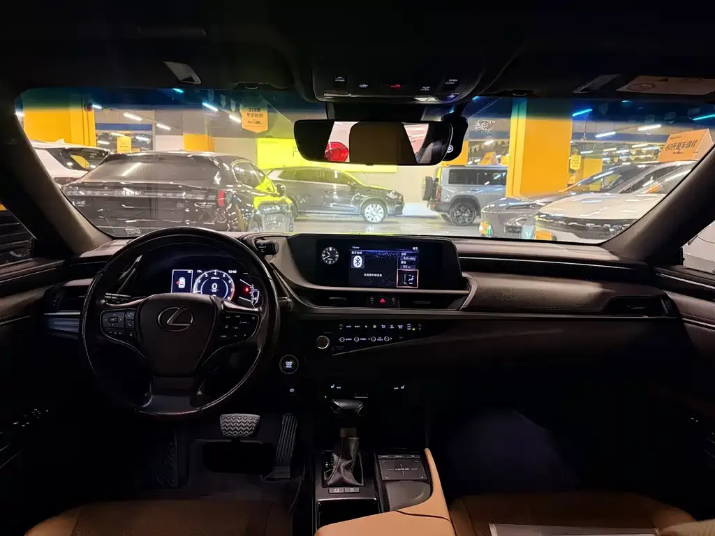 Lexus ES 2021 из CN, фото 2
