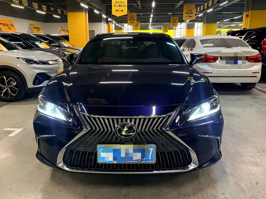 Lexus ES 2021 из CN, фото 4