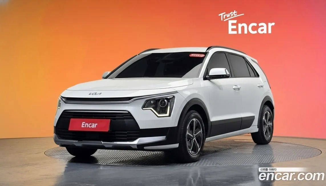 Kia Niro — фото 1