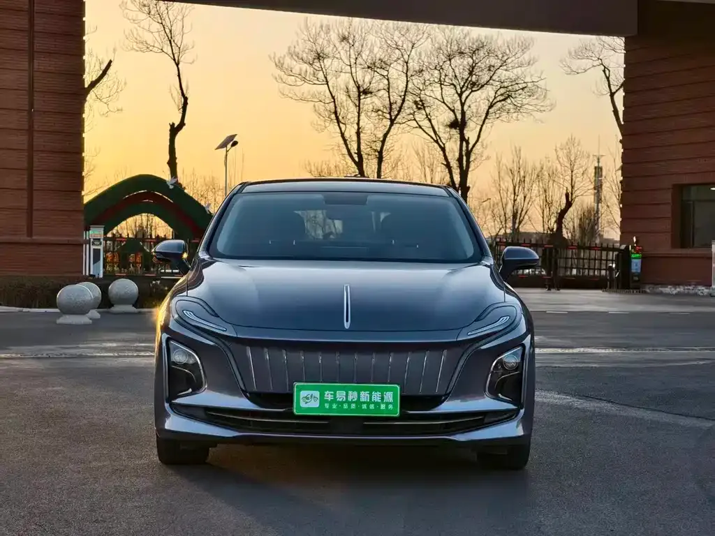 Hongqi E-QM5 2023 из CN, фото 4