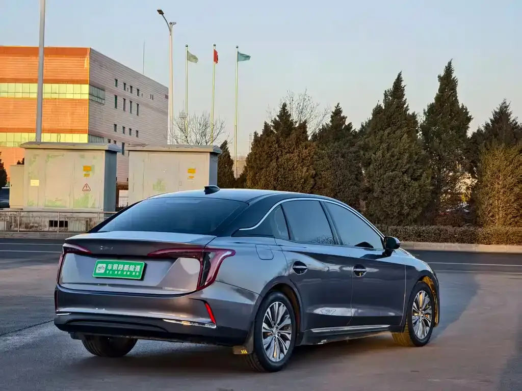 Hongqi E-QM5 2023 из CN, фото 8