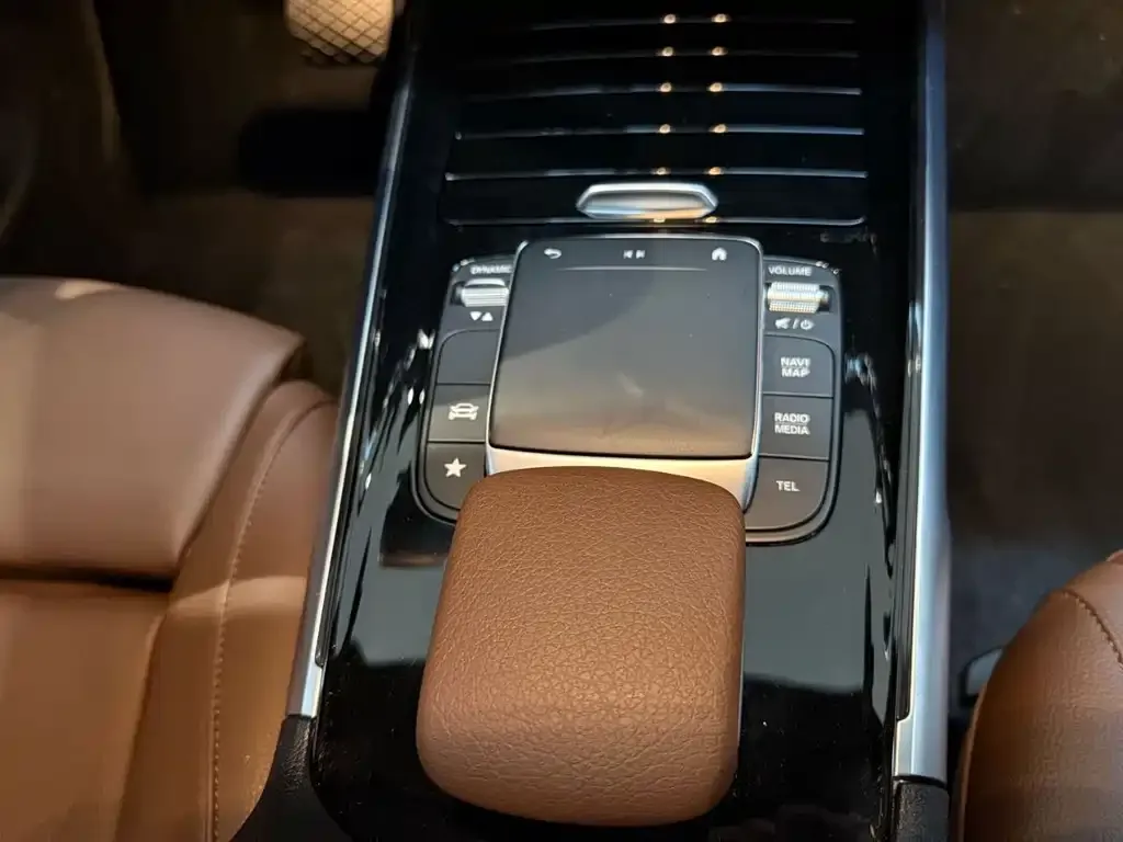 Mercedes-Benz GLB 2022 из CN, фото 2