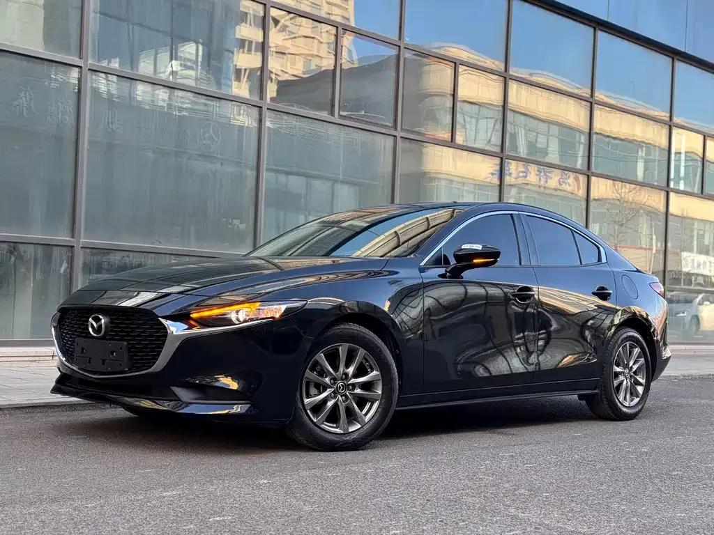 Mazda 3 Axela 2021 из CN, фото 1