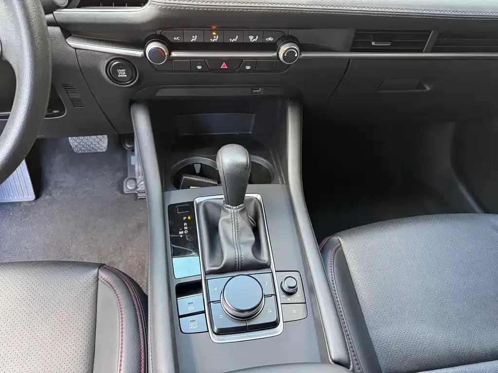Mazda 3 Axela 2021 из CN, фото 10