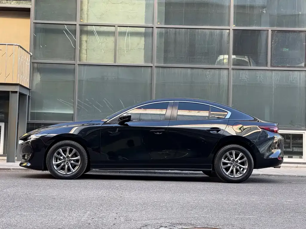 Mazda 3 Axela 2021 из CN, фото 5