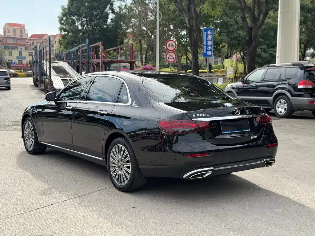 Mercedes-Benz E-Class 2022 из CN, фото 9