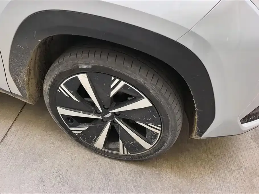 Geely Boyue L 2022 из CN, фото 9