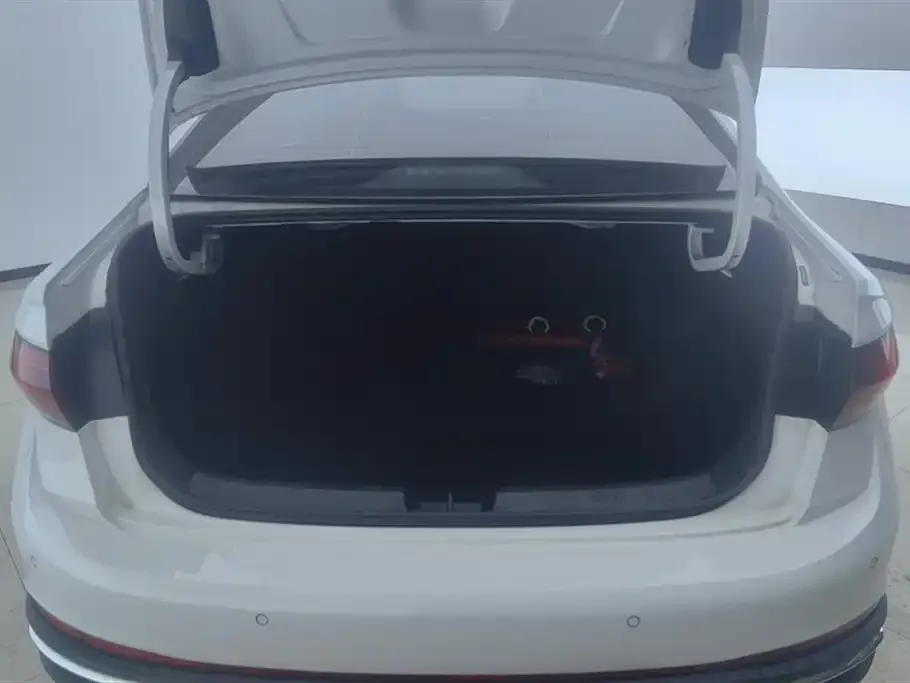 Volkswagen Sagitar 2022 из CN, фото 2