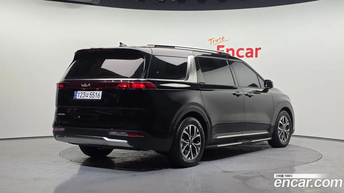 Kia Carnival 2023 из KR, фото 3