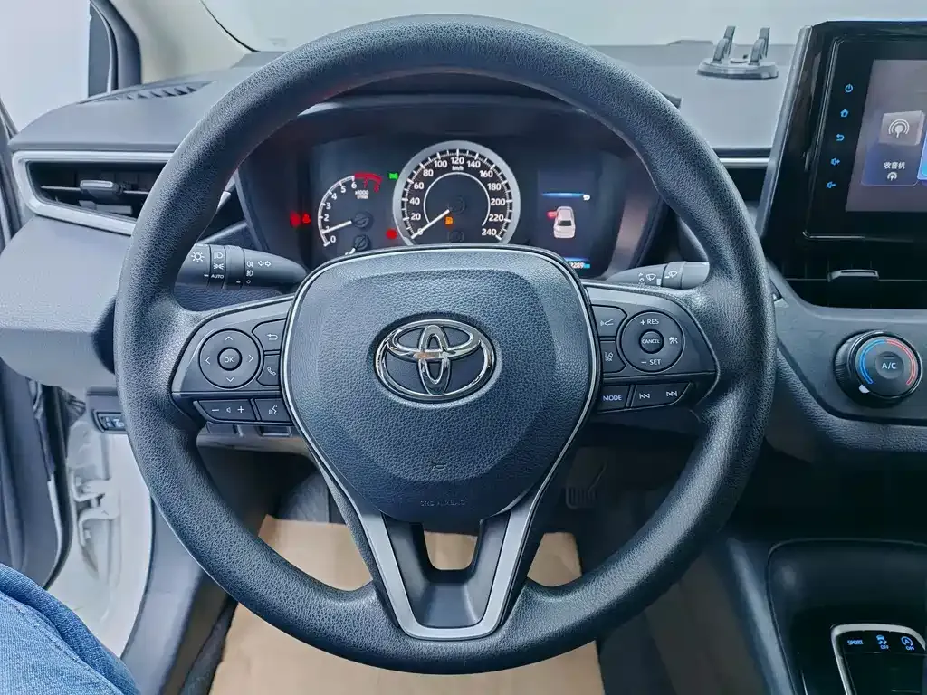 Toyota Corolla 2024 из CN, фото 9