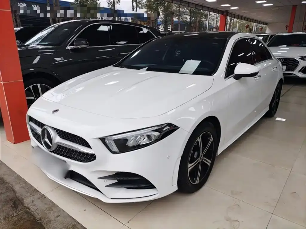 Mercedes-Benz A-Class 2023 из CN, фото 1