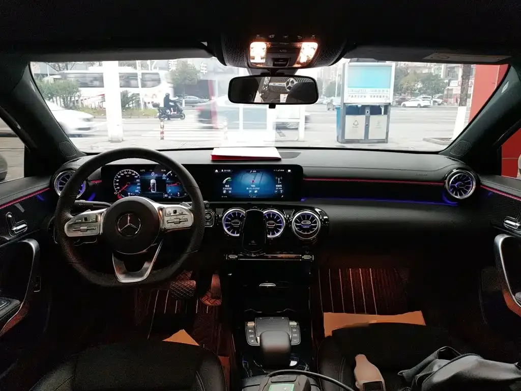 Mercedes-Benz A-Class 2023 из CN, фото 9