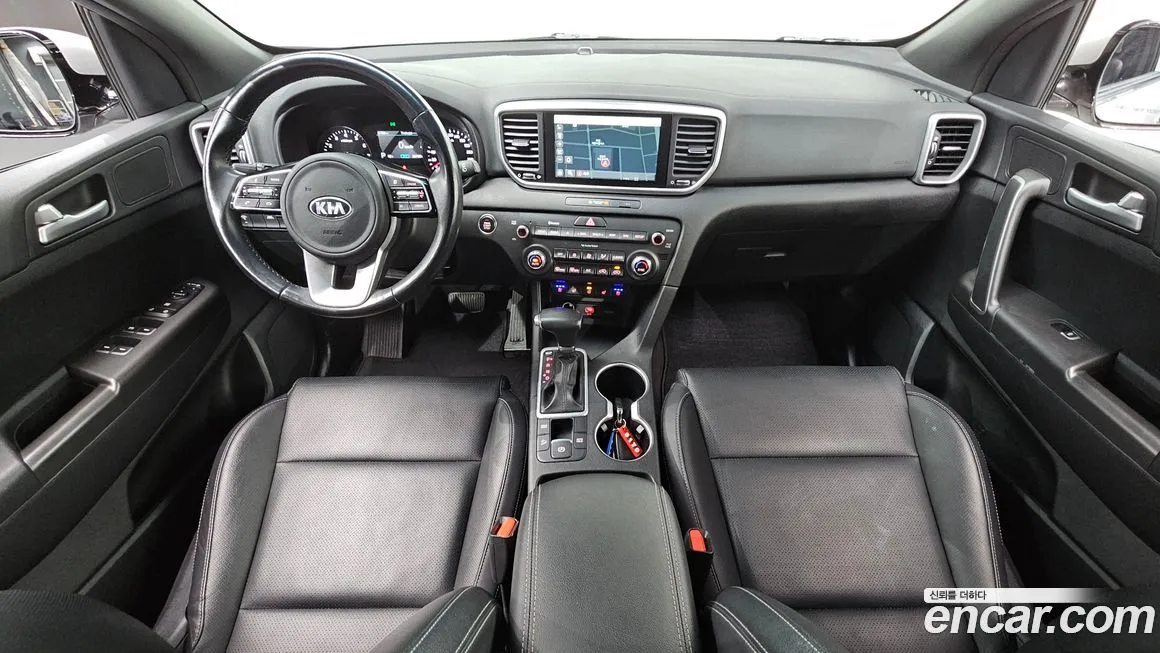 Kia Sportage — фото 8