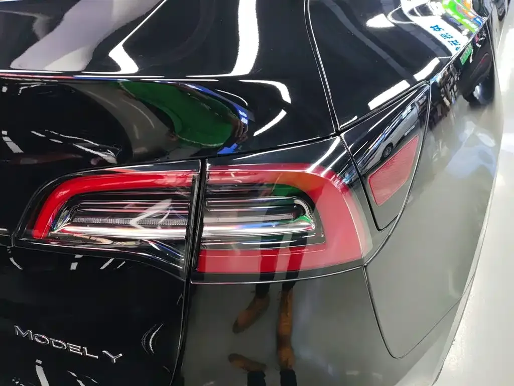 Tesla Model Y 2023 из CN, фото 10