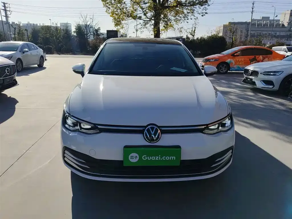Volkswagen Golf 2022 из CN, фото 5