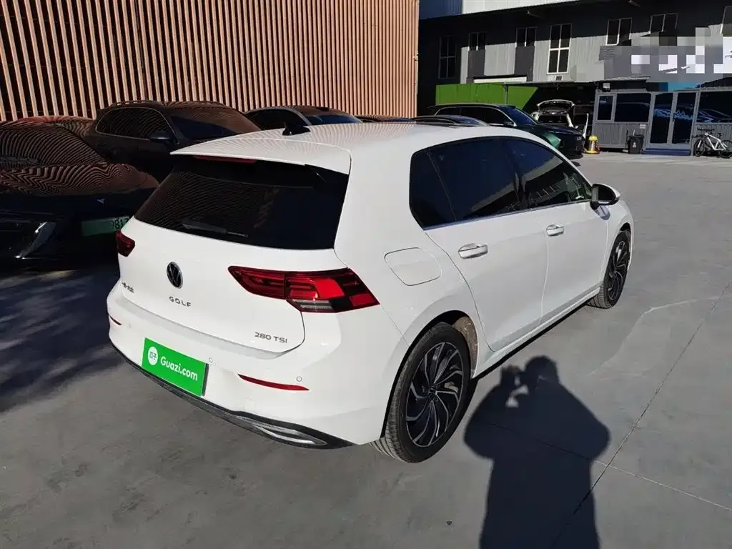 Volkswagen Golf 2022 из CN, фото 4