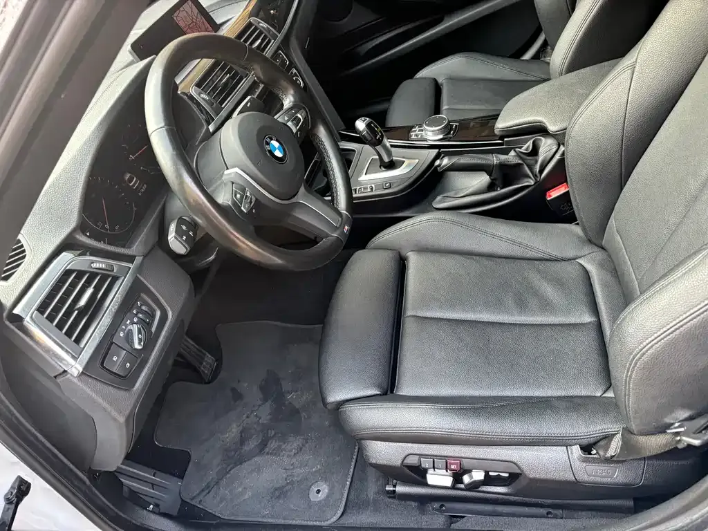 BMW 3 Series GT 2021 из CN, фото 9