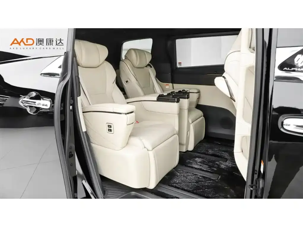 Toyota Alphard 2024 из CN, фото 7