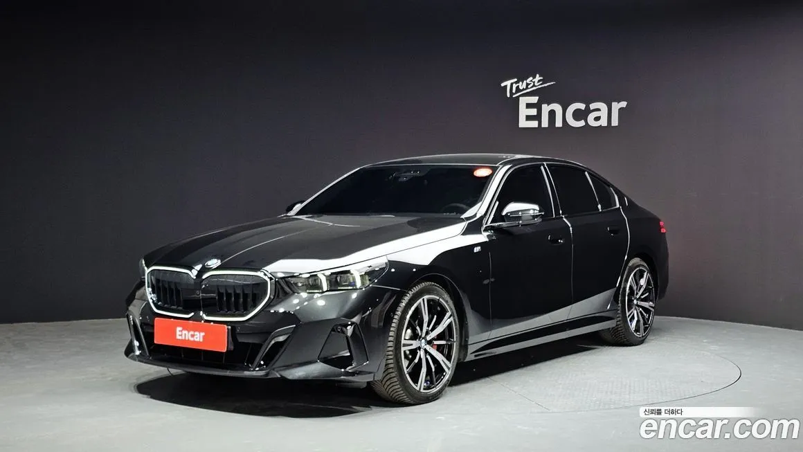 BMW 5-Series 2025 из KR, фото 1