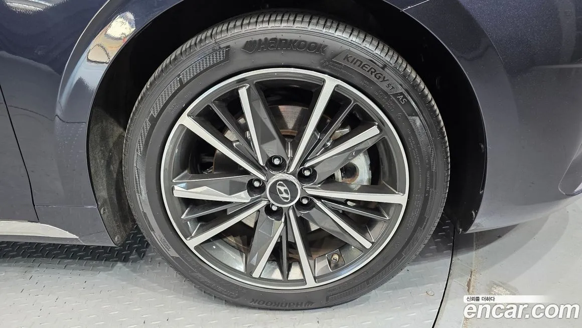 Hyundai Grandeur 2022 из KR, фото 8