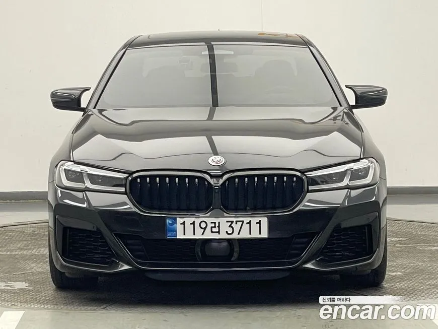 BMW 5-Series 2023 из KR, фото 3