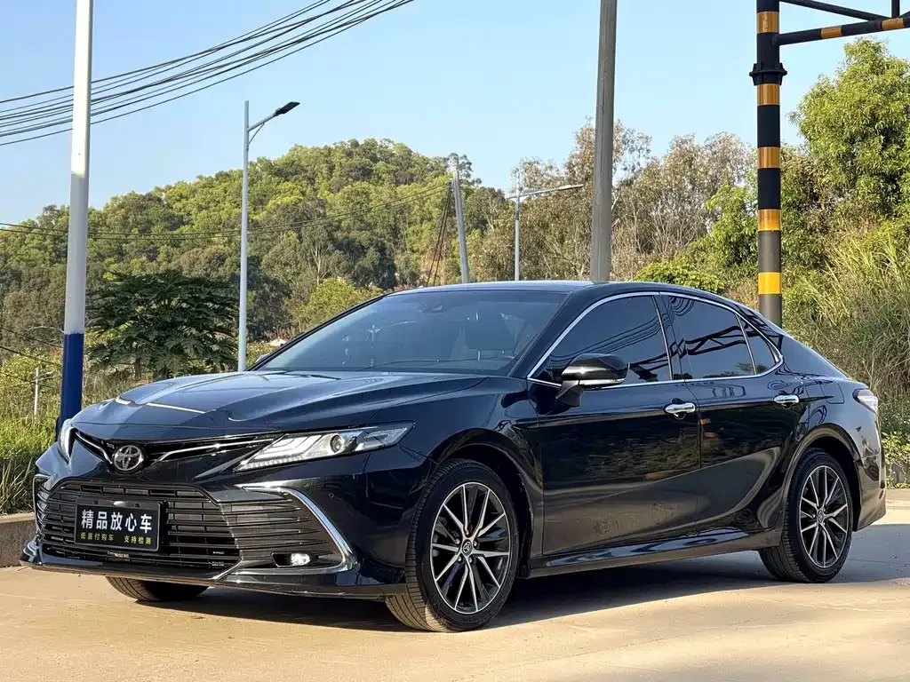 Toyota Camry 2022 из CN, фото 1
