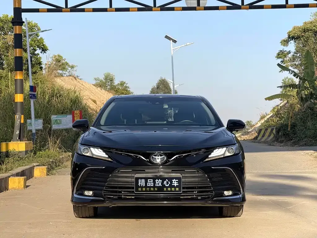 Toyota Camry 2022 из CN, фото 9