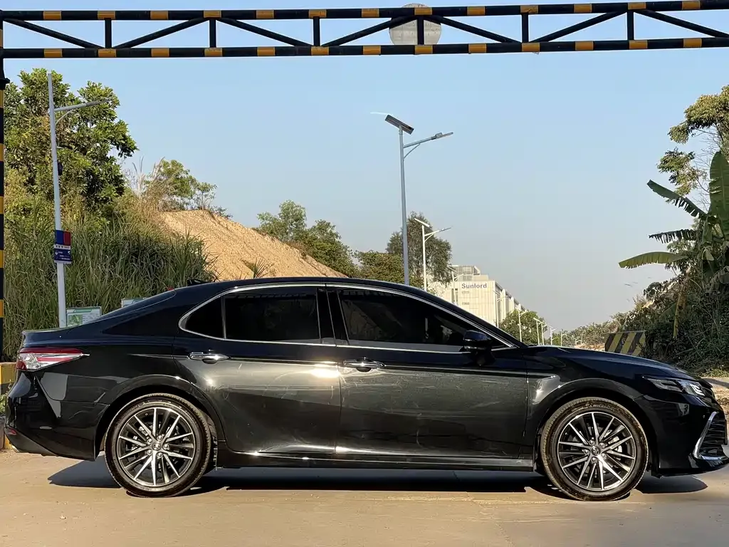 Toyota Camry 2022 из CN, фото 3