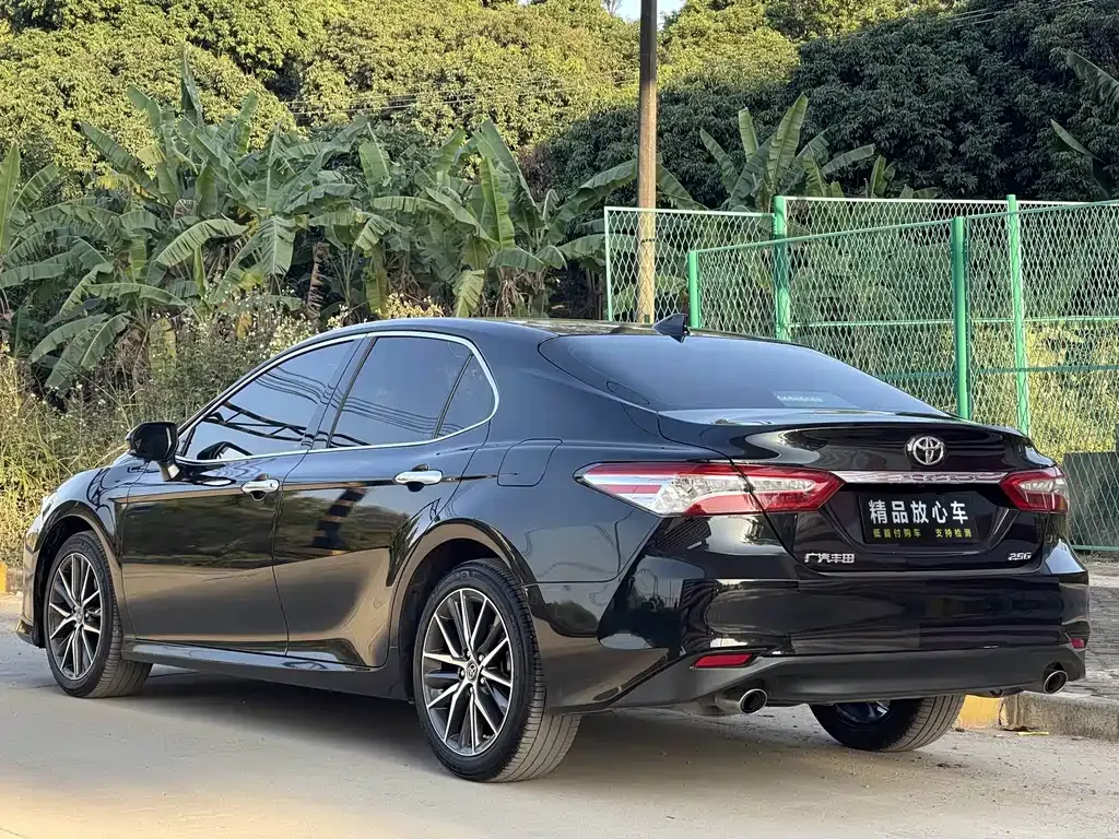 Toyota Camry 2022 из CN, фото 8