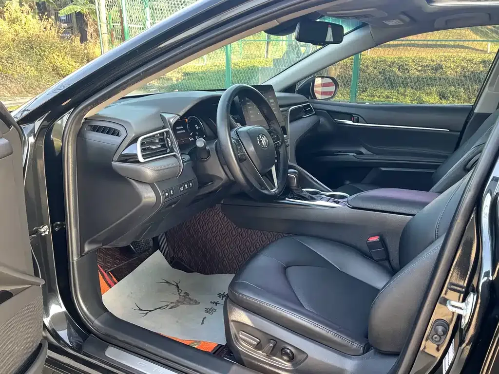 Toyota Camry 2022 из CN, фото 5