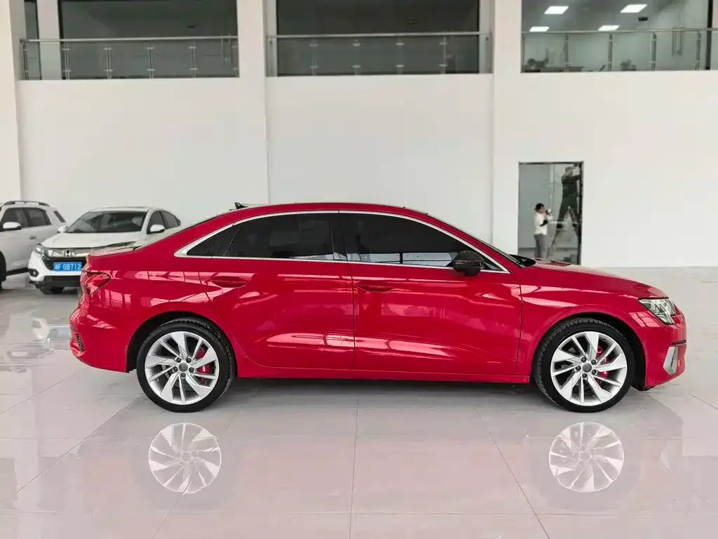 Audi A3 — фото 3