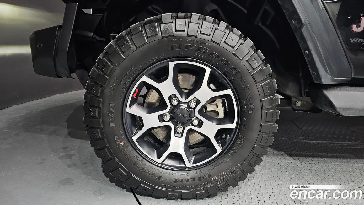 Jeep Wrangler 2022 из KR, фото 5