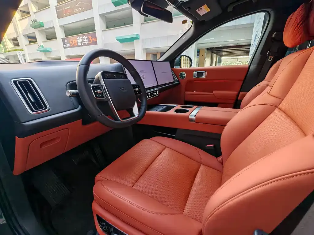 Li Auto L8 2025 из CN, фото 2