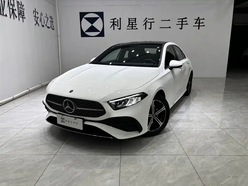 Mercedes-Benz A-Class — фото 1