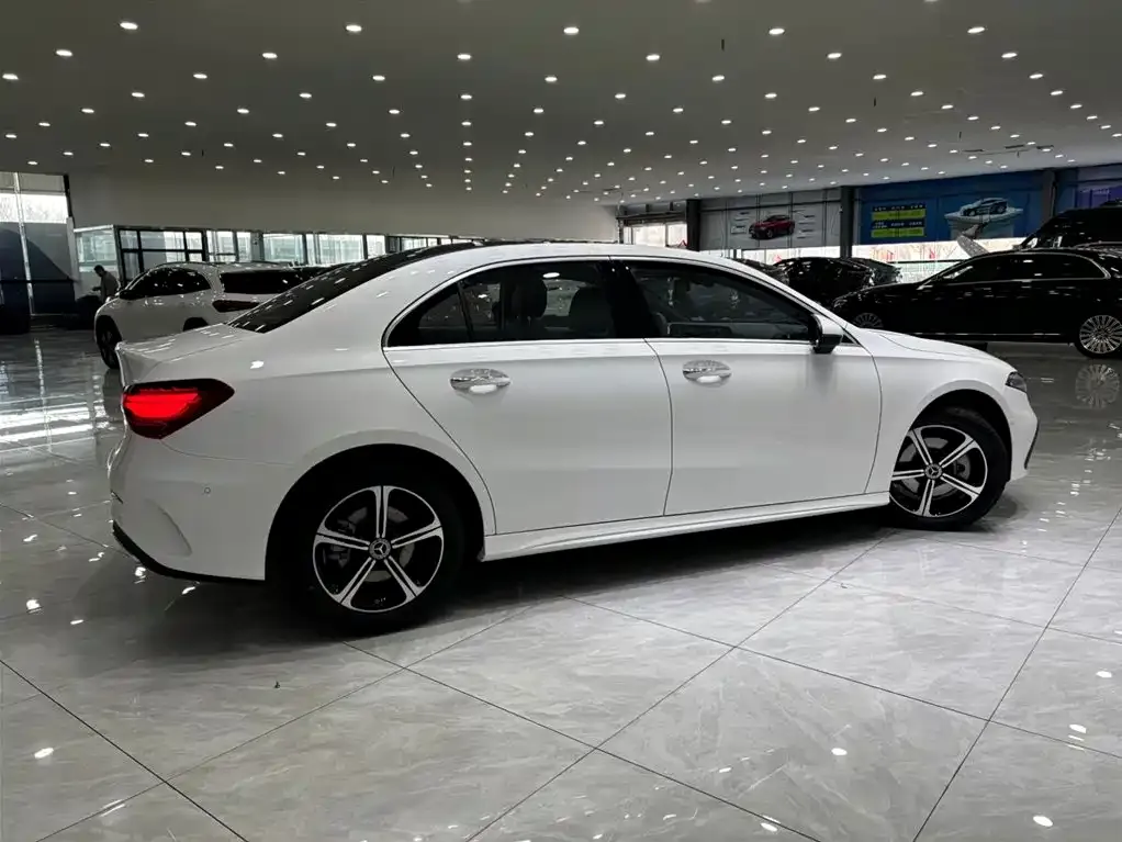 Mercedes-Benz A-Class — фото 2