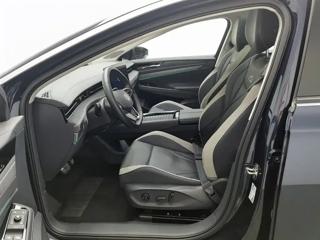 Volkswagen ID.7 VIZZION 2023 из CN, фото 8