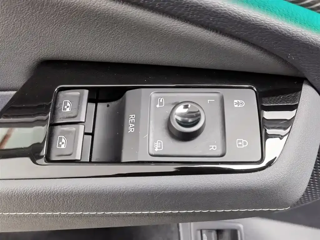Volkswagen ID.7 VIZZION 2023 из CN, фото 9