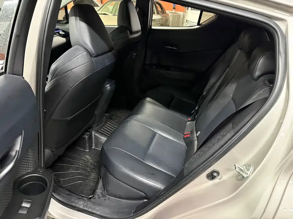 Toyota C-HR 2022 из CN, фото 9