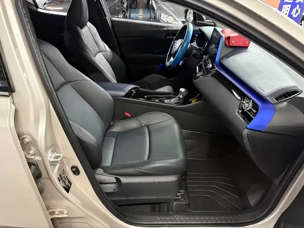 Toyota C-HR 2022 из CN, фото 7