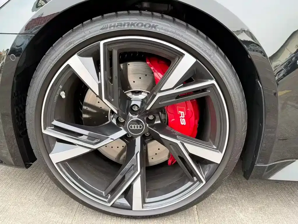 Audi RS 6 2023 из CN, фото 3