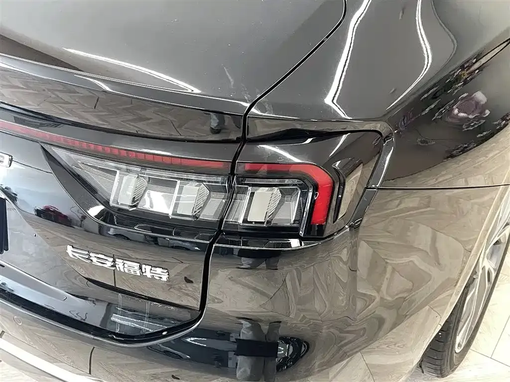 Ford Mondeo 2023 из CN, фото 10