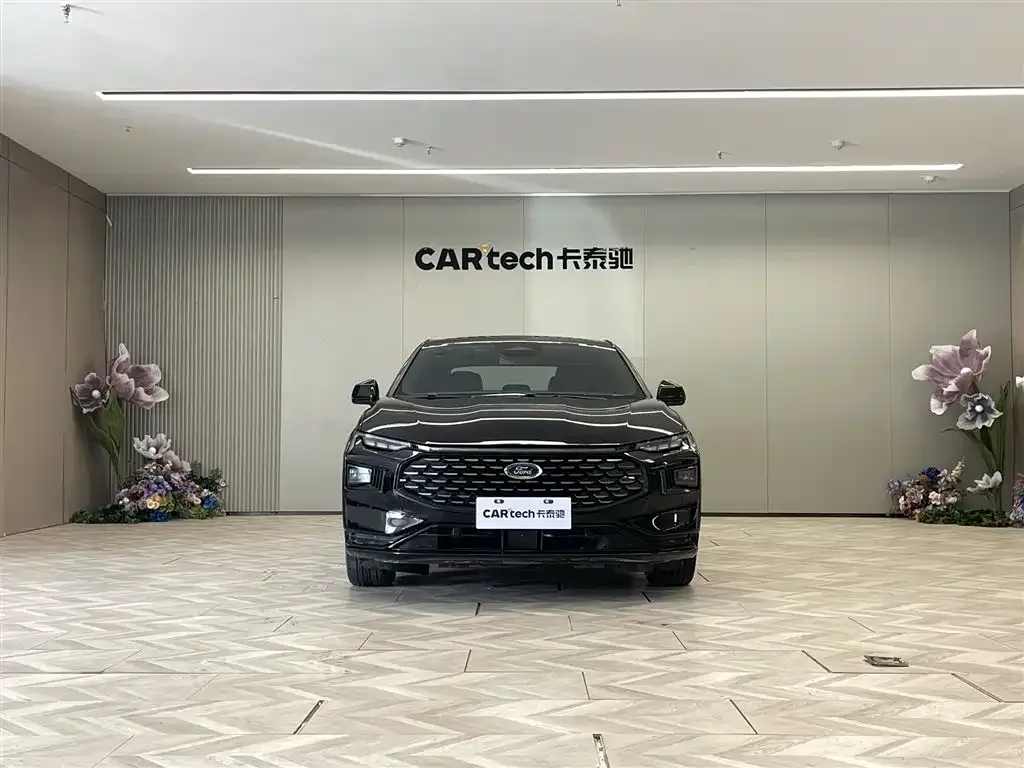 Ford Mondeo 2023 из CN, фото 3