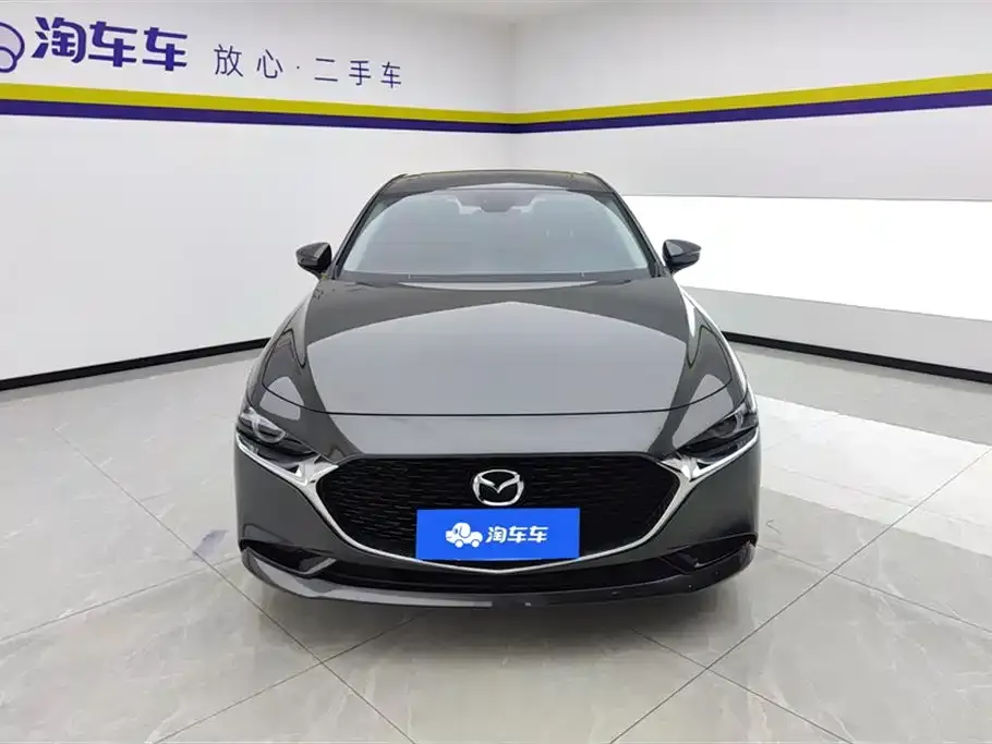 Mazda 3 Axela 2023 из CN, фото 2