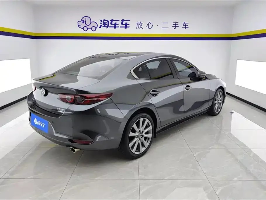Mazda 3 Axela 2023 из CN, фото 3
