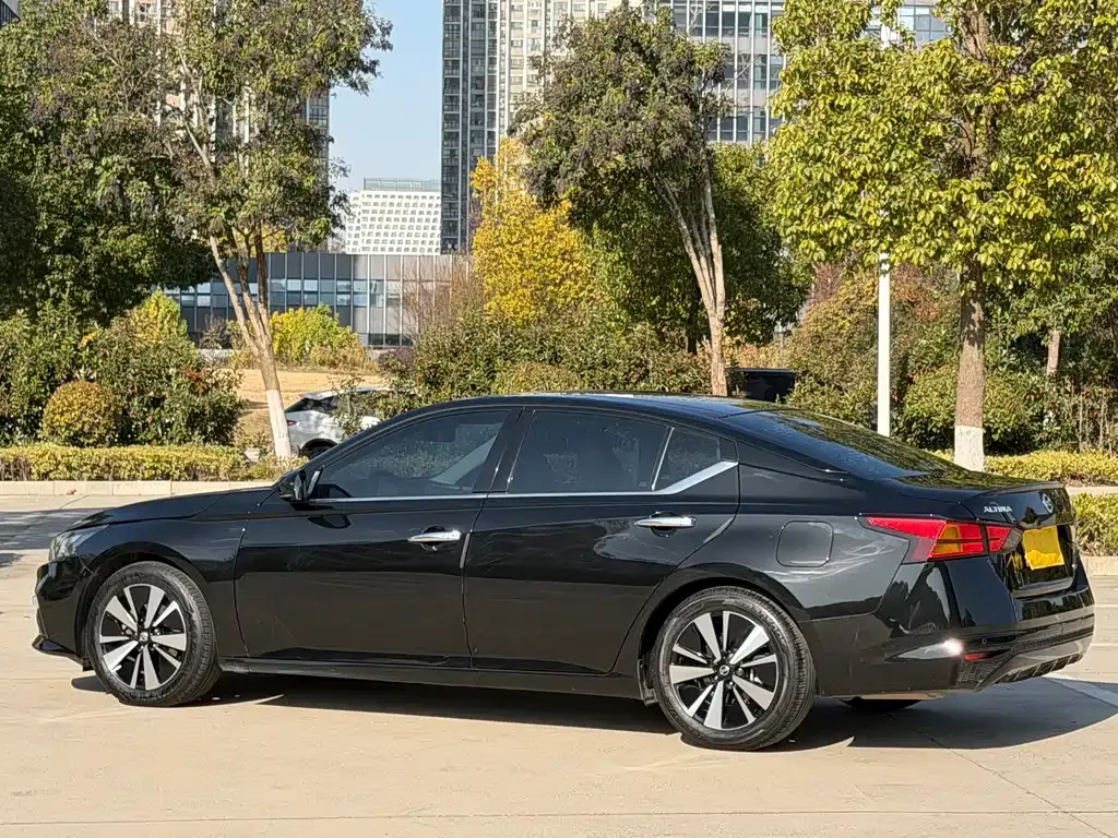 Nissan Teana 2022 из CN, фото 4