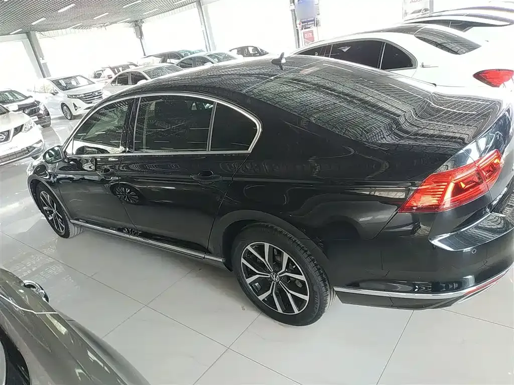 Volkswagen Magotan 2021 из CN, фото 5