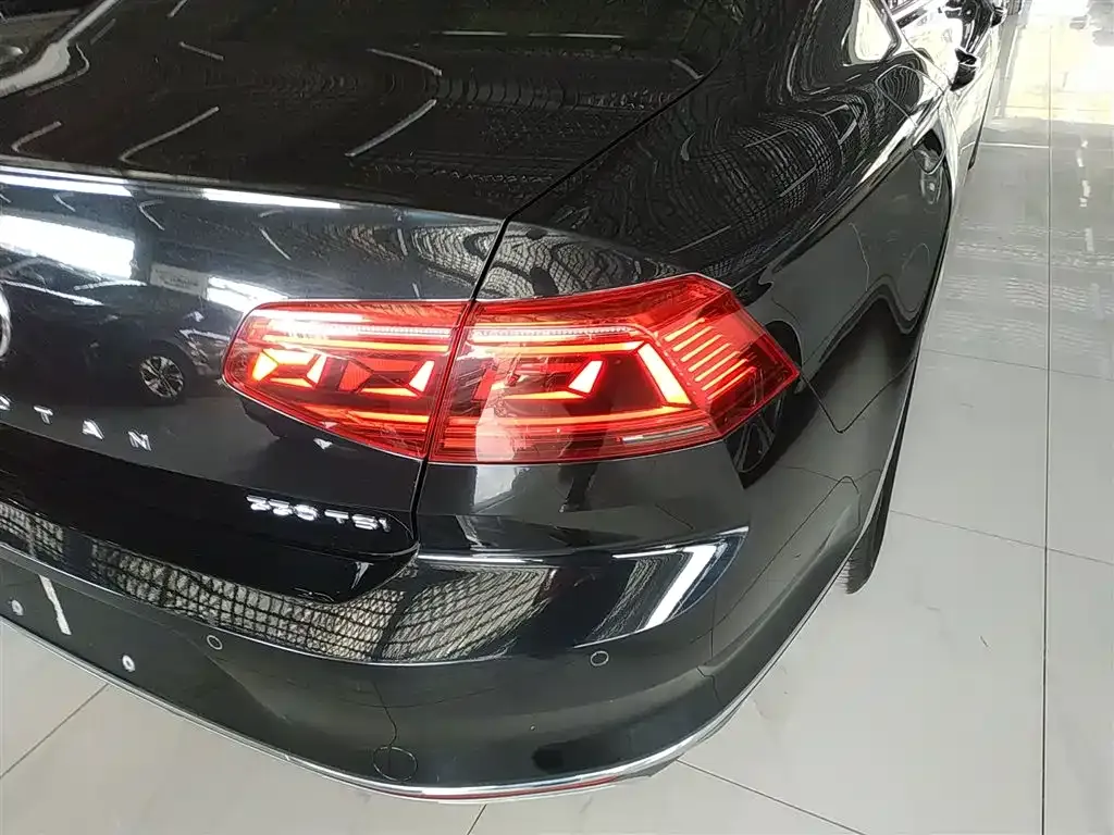 Volkswagen Magotan 2021 из CN, фото 8