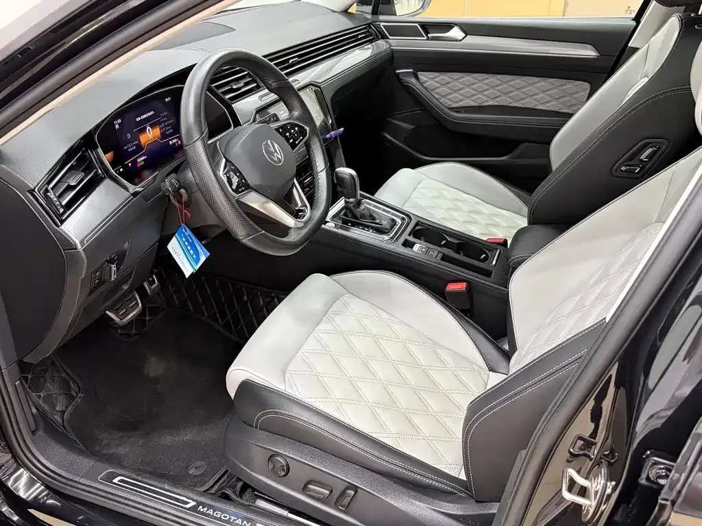 Volkswagen Magotan 2023 из CN, фото 7