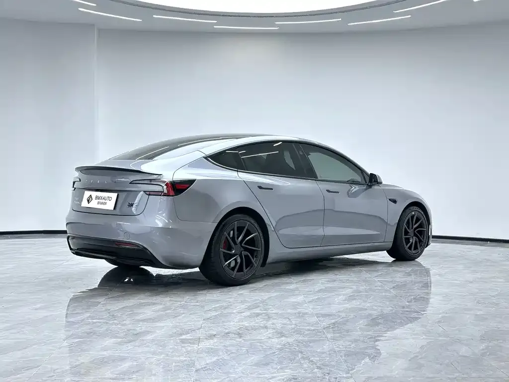 Tesla Model 3 2025 из CN, фото 8