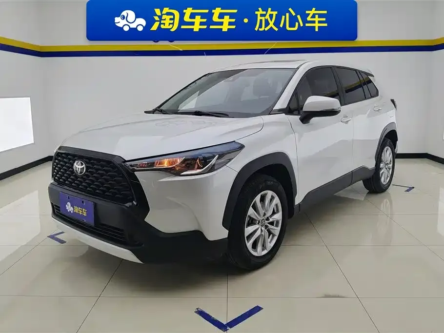Toyota Corolla Cross 2023 из CN, фото 1